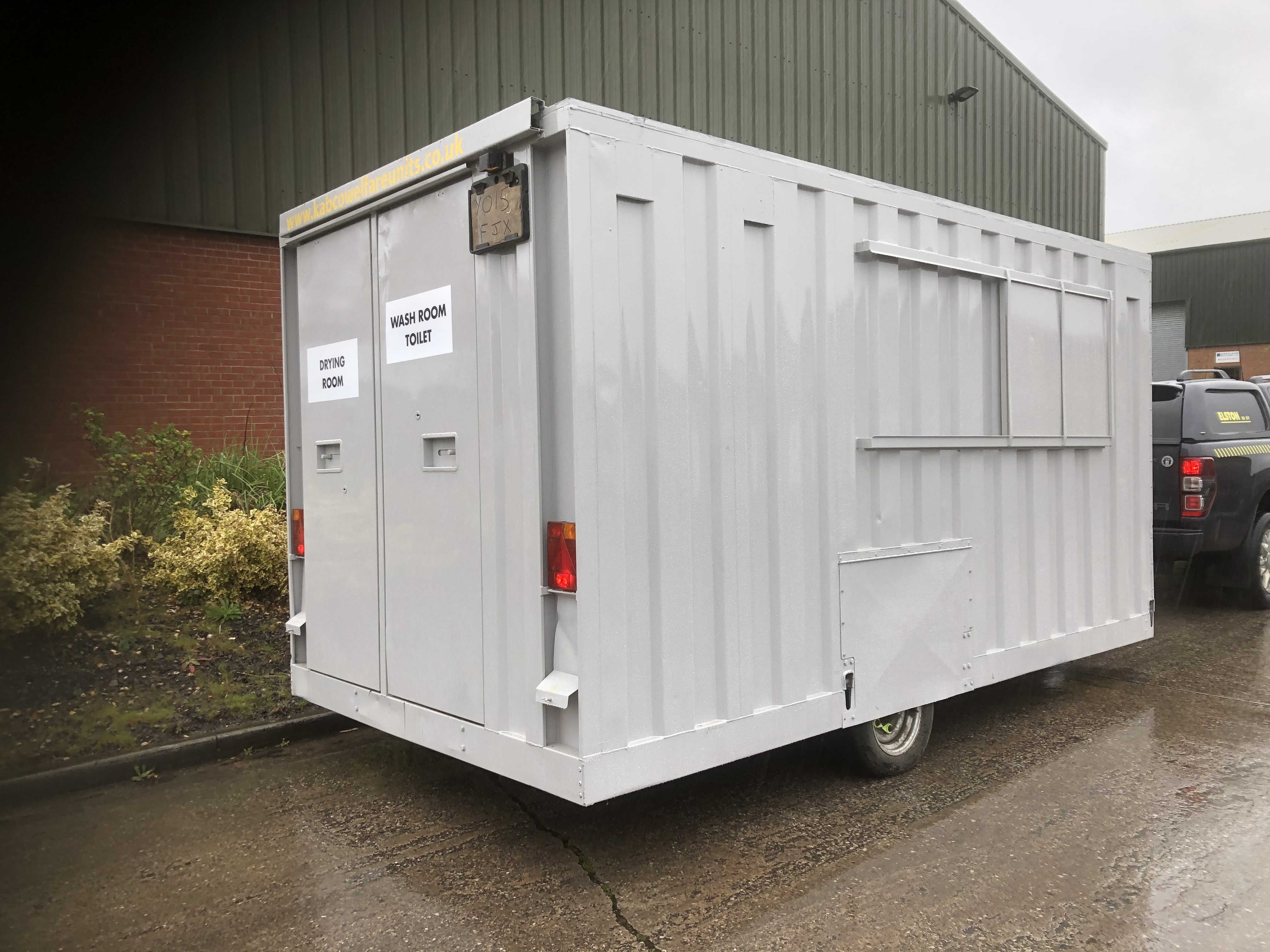 Unit Refurb Refurbished - Kabco Welfare Units - Towable, Ground Lowering, Mobile ...